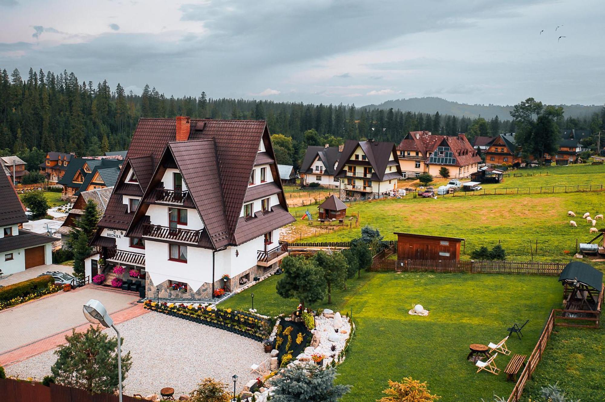 Pokoje Goscinne U Bronka Ciche Małe Exterior foto